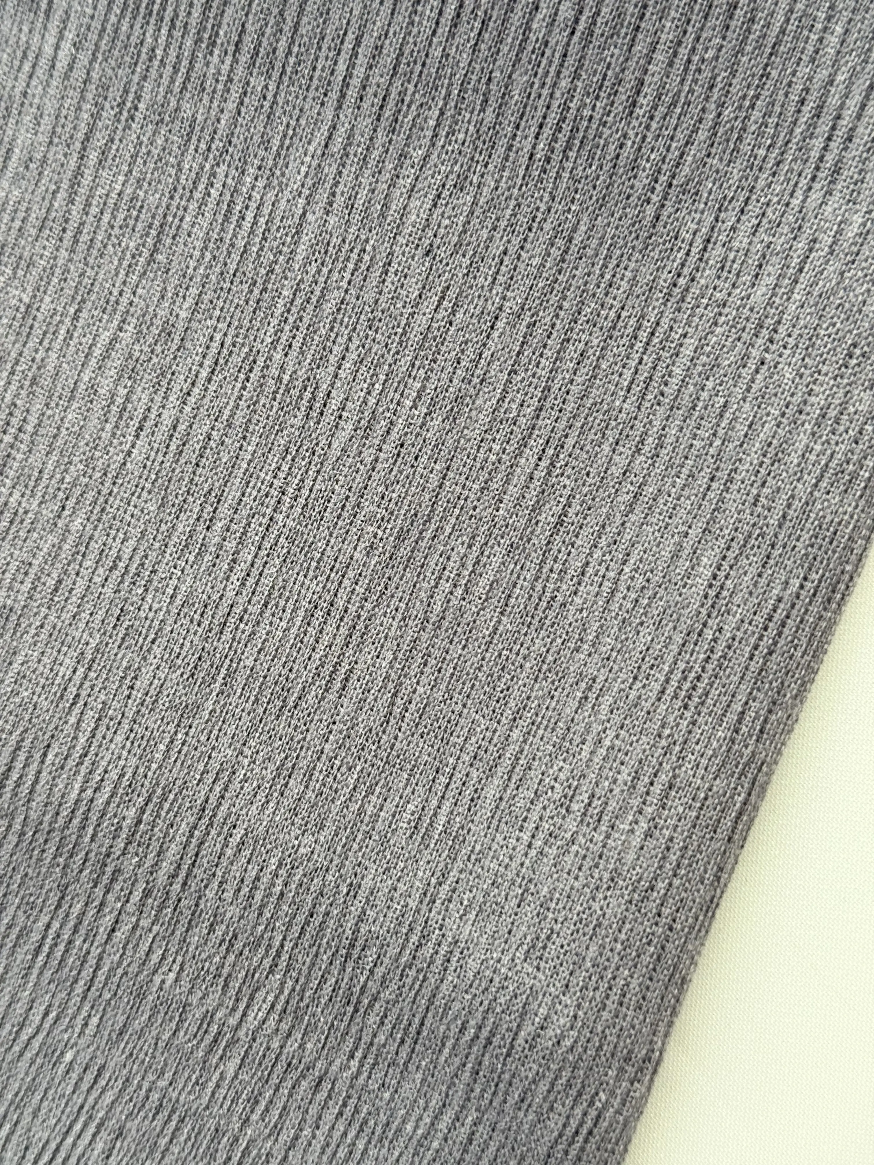 شال زنانه پلیسه نخی دور دوخت